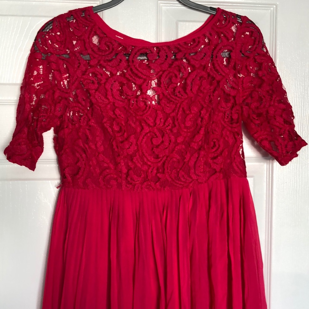 MoMo Maternity Dress - Fuchsia Color